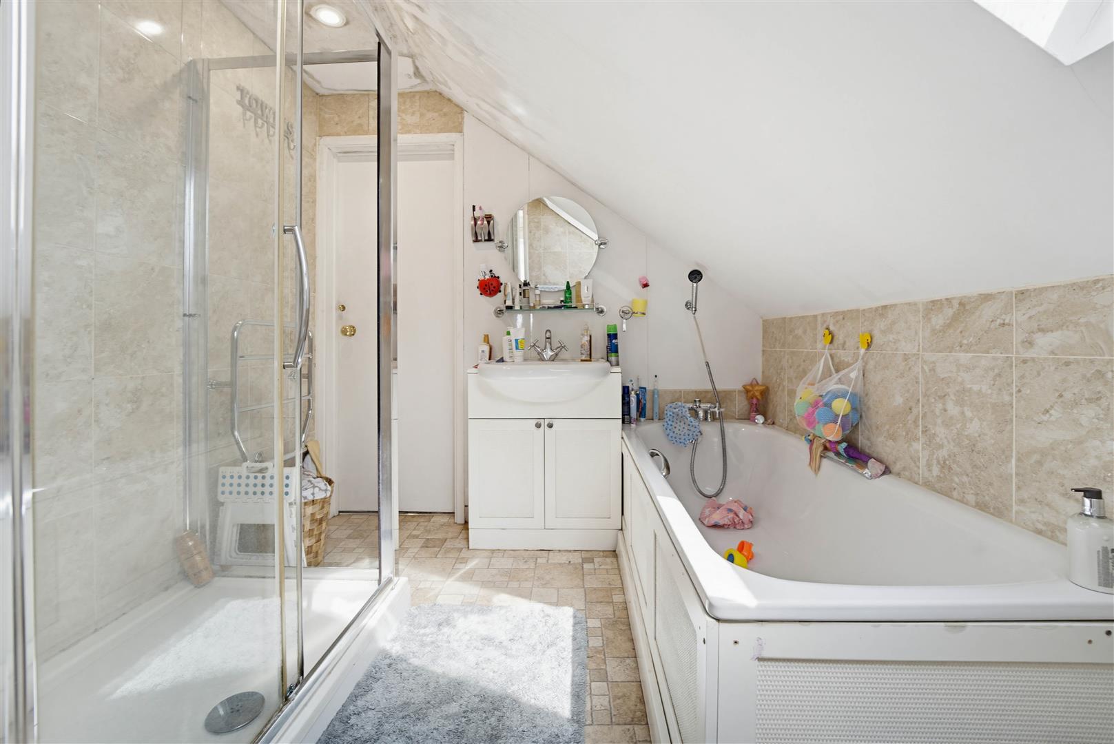 Ferry Avenue, Staines-Upon-Thames